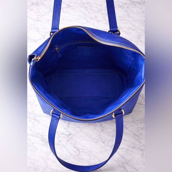 Coach Royal Blue Pebbled Leather Tote Zip Shoulder Bag Gold Hardware Like New - Picture 5 of 6